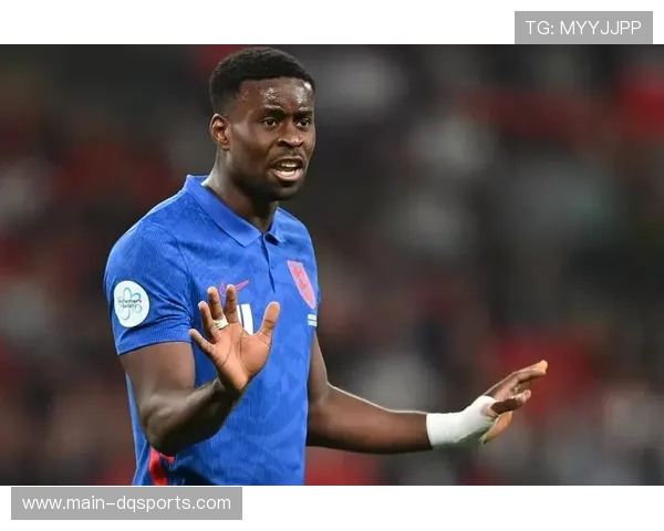 桑德兰定位球战术成关键，水晶宫防线缺失格伊